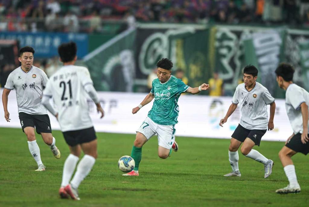 威廉希尔WilliamHill从“村超”到“城超”贵州足球又添新玩法(图4)