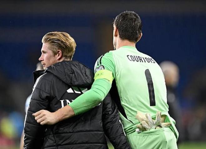 库尔图瓦：第一个点球判罚是愚蠢的这大概就是现在的足球吧(图1)