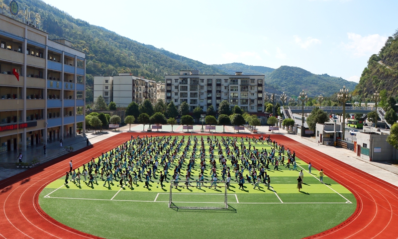 身上有汗、眼里有光、脚下有力！贵州桐梓：“体教融合”绘就学生成长新图景