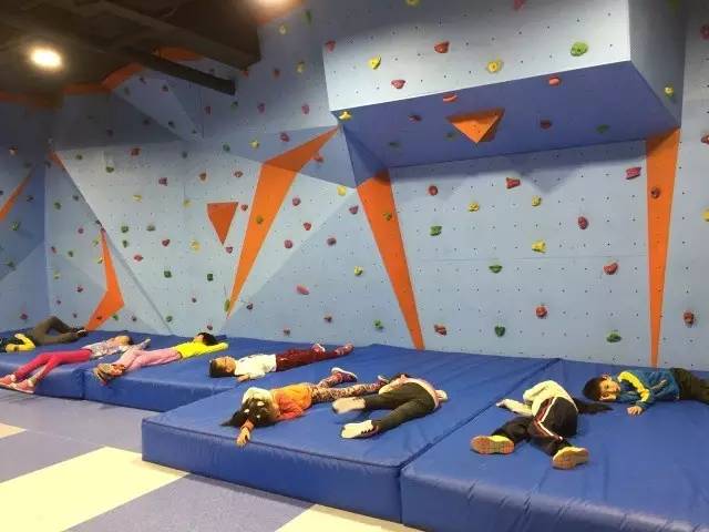 健飞第三期寒假场馆集训营训练回顾