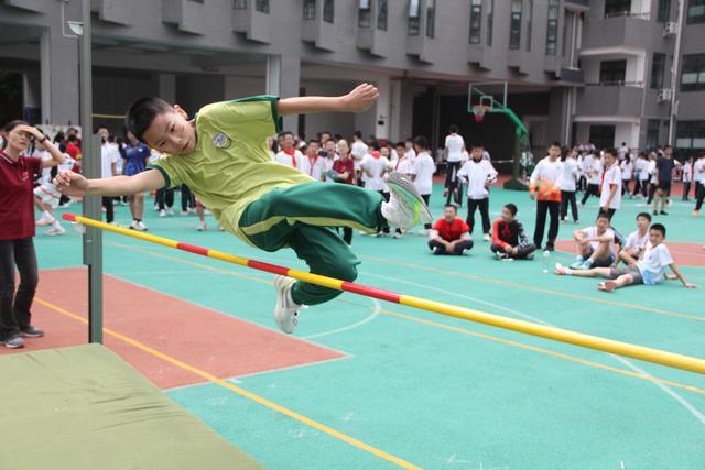 运动+美食！成都这所中学师生家长一起“多巴胺”(图5)