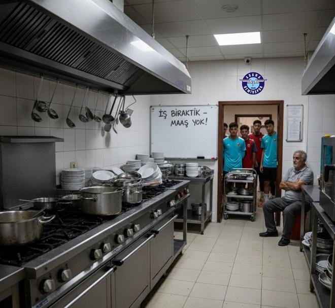 威廉希尔WilliamHill土媒：土甲代米尔体育俱乐部厨师被欠薪数月已经罢工(图1)