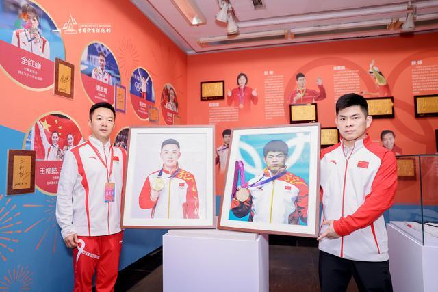 威廉希尔第十届中国体育美术作品展览和“中华体育精神颂”十五运站中国文化展同期启幕(图2)