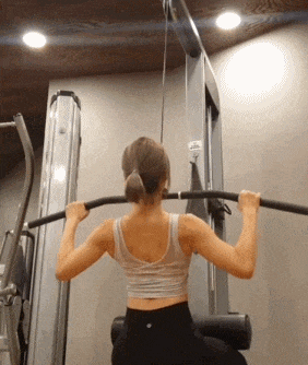 32岁小姐姐健身多年这身材看得人“口水泛滥”她是怎么做的？WilliamHill(图3)