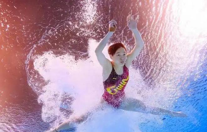 全红婵赛前刮毛背后的秘密：跳水运动员不为人知的艰辛与坚持(图5)