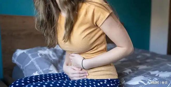 女运动员“难以启齿”的辛酸：赛前要“刮毛”、赛后忍痛扯泳衣威廉希尔(图8)