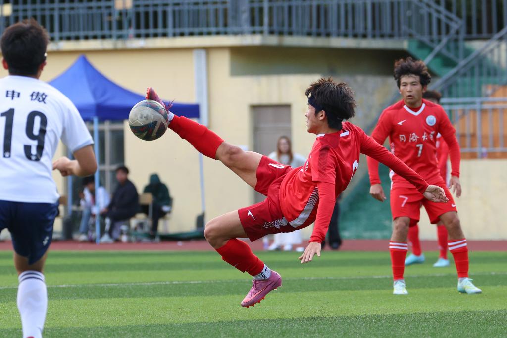 同济大学校园组男女足包揽上海市大学生足球联盟联赛冠威廉希尔WilliamHill军(图5)