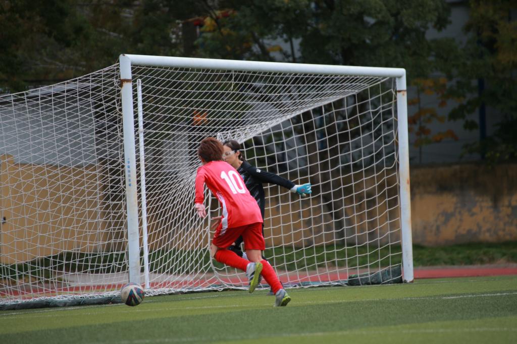 同济大学校园组男女足包揽上海市大学生足球联盟联赛冠威廉希尔WilliamHill军(图12)