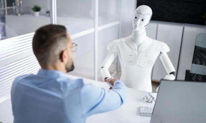 微软31年老员工被裁六旬老将重新踏威廉希尔上求职路(图4)