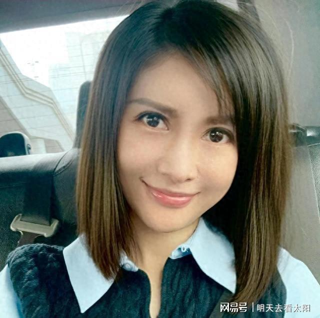 47岁沈星现状：在香港居住做了6年单亲妈妈把女儿养的真好威廉希尔WilliamHill(图1)