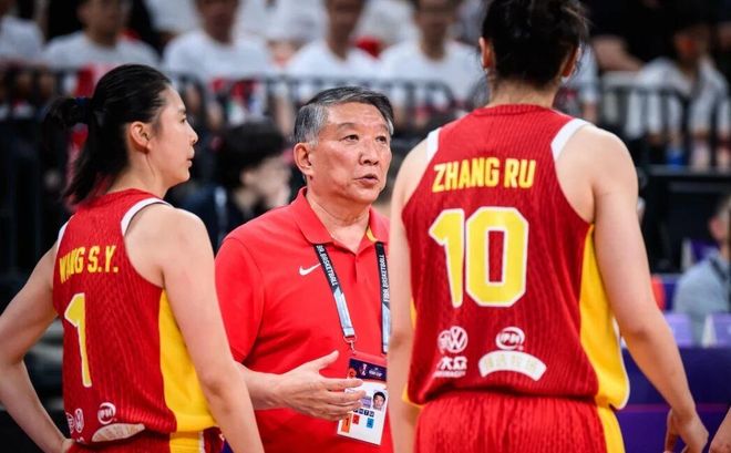 威廉希尔CCTV5直播中国女篮首战非洲劲旅内线世界顶级宫鲁鸣带队开门红(图4)
