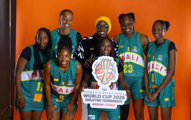 威廉希尔CCTV5直播中国女篮首战非洲劲旅内线世界顶级宫鲁鸣带队开门红(图5)