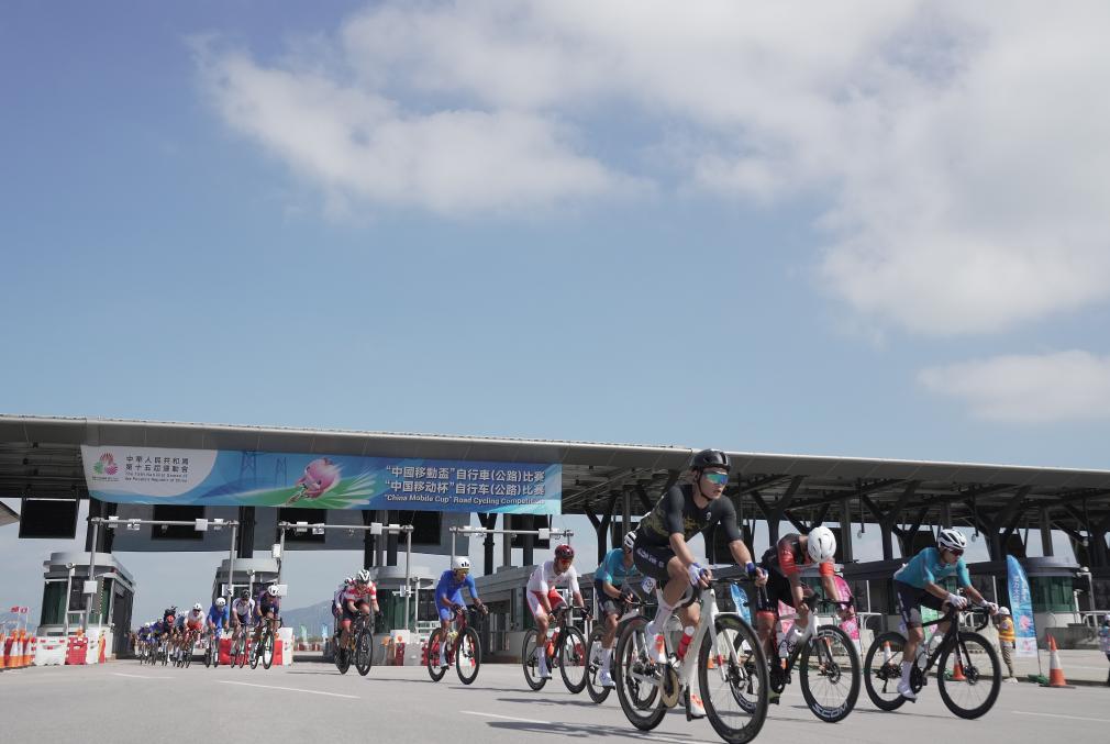 WilliamHill两会现场速递从“赛事流量”到“治理增量”——代表委员热议体育赛事赋能城市治理的长效转化(图3)