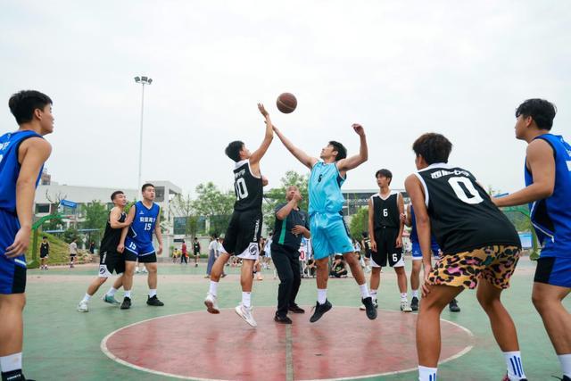 阳光体育的安居答卷：从“动起来”到“乐起来”(图9)