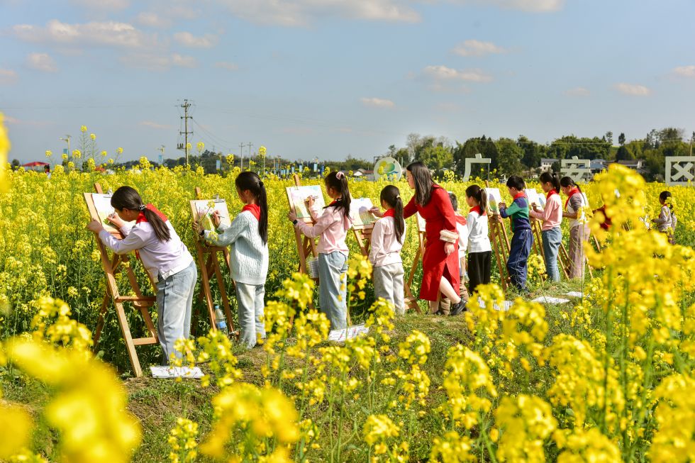 2026全国两会·民生新篇之“让每个孩子都有出彩的机会”(图1)