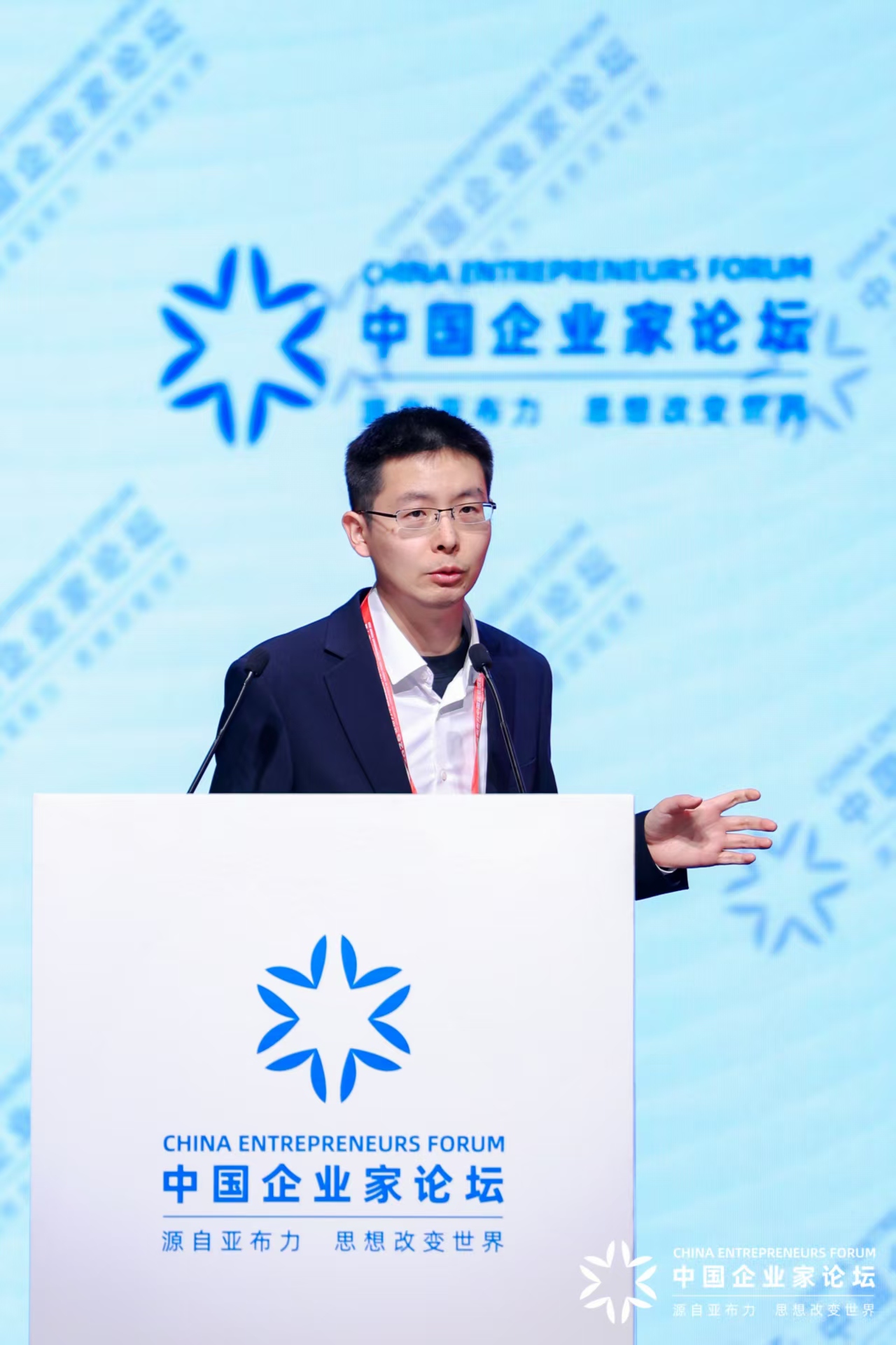 具身智能的“GPT时刻”还要多久？王兴兴给出一个判断(图1)