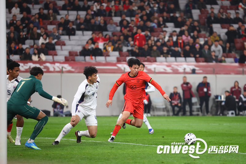 高清组图｜向余望李新翔破门中国U23男足2比2战平泰国(图2)