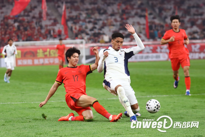 高清组图｜向余望李新翔破门中国U23男足2比2战平泰国(图5)