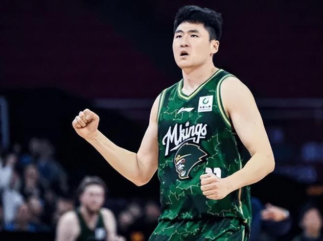 威廉希尔WilliamHill郭昊文内讧后仍可带队取胜！冲烂浙江内线分赵柏清却无态度(图3)