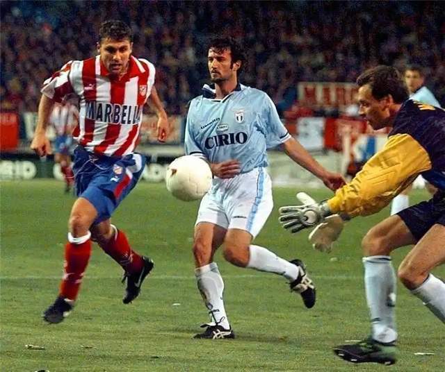 不爱足球的足坛巨星16岁才专注于足球26岁却打破转会费纪录(图5)