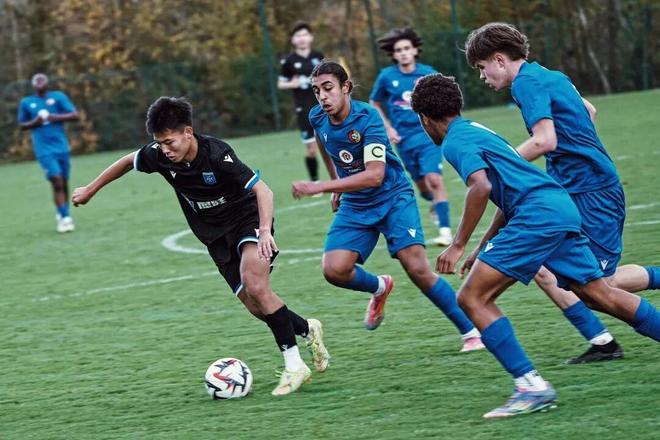 威廉希尔在法国瞥见中国足球的未来(图12)